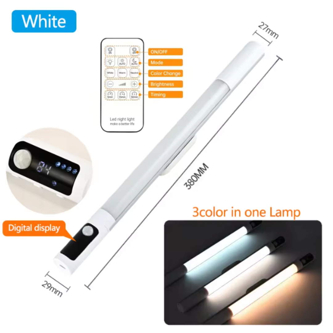 LED lamp with motion detector